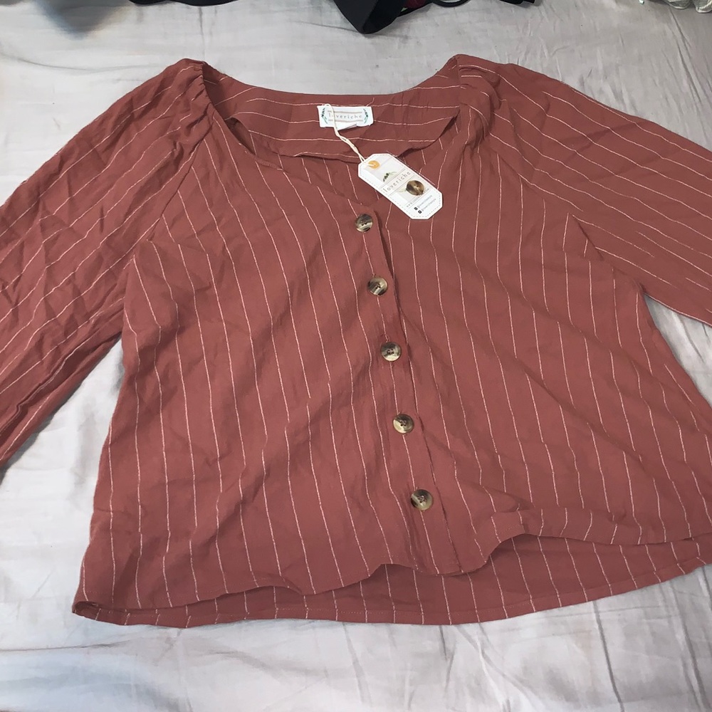 Long sleeve top